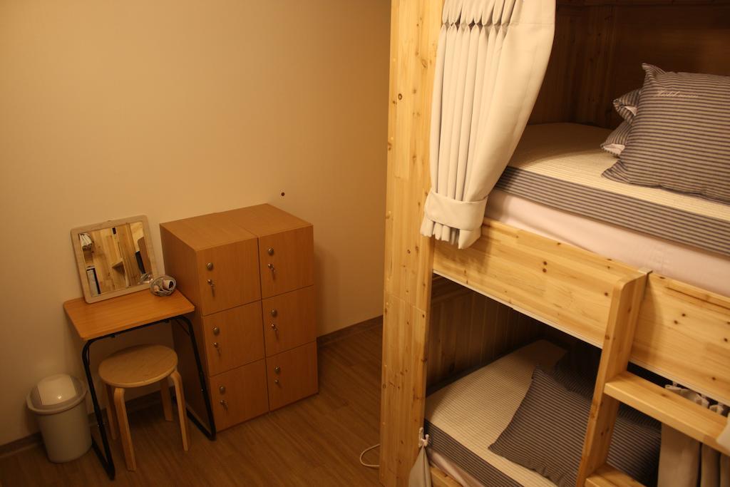 Moon Hostel Seoul Exteriör bild